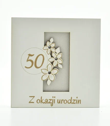 Kartka drewniana na urodziny 14×14 cm - 50. urodziny - liczba i kwiaty