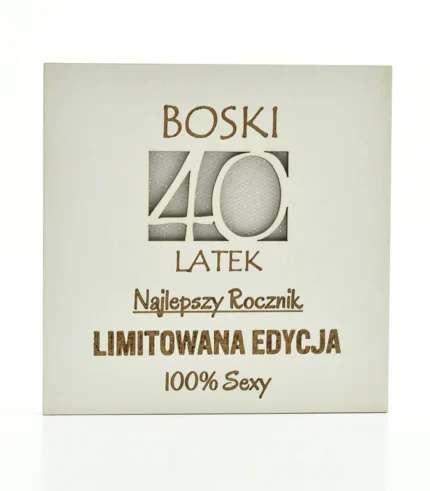 Kartka drewniana na urodziny 14×14 cm - Boski 40-latek