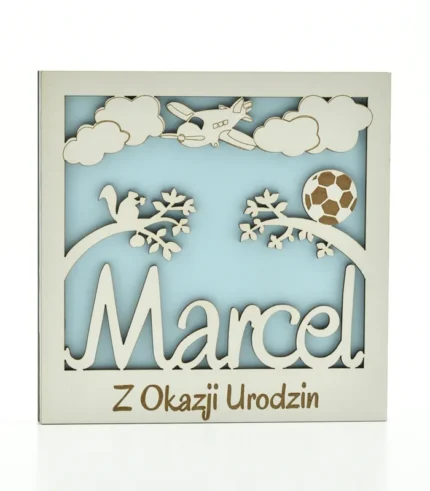 Kartka drewniana na urodziny z imieniem Marcel, 14×14 cm